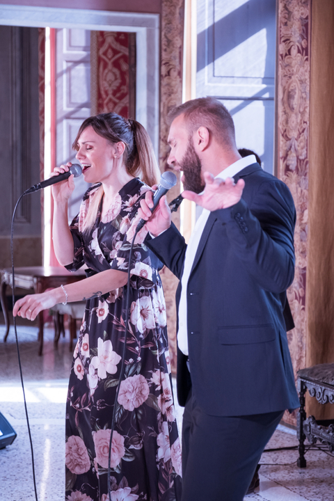 Amore Acoustic - performance photo 1