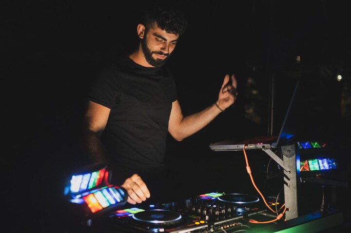 DJ Leon