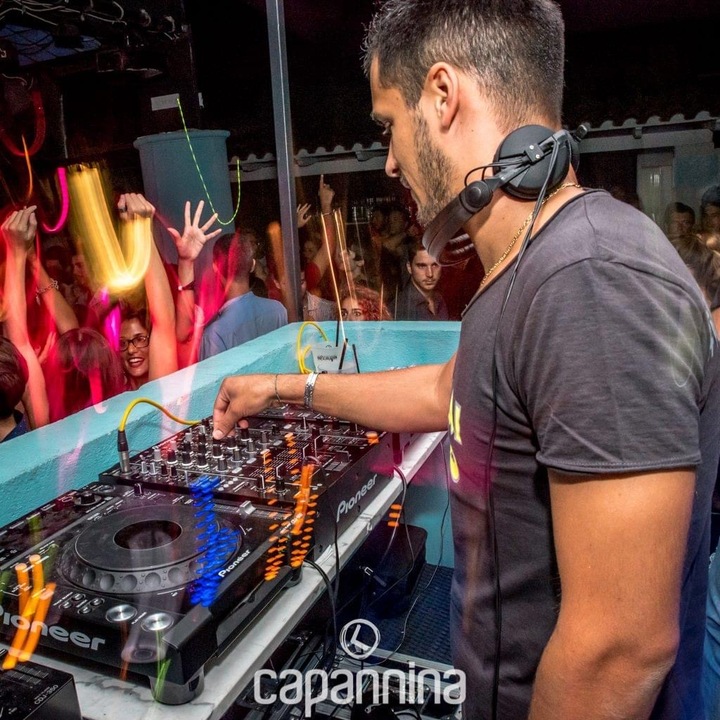 DJ Simon - performance photo 12
