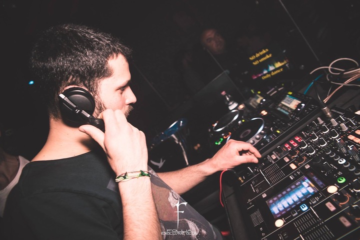 DJ Simon - performance photo 20
