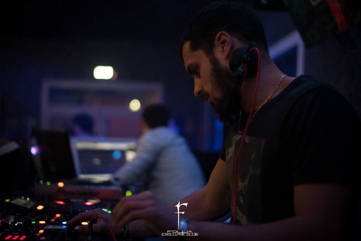 DJ Simon - performance photo 19