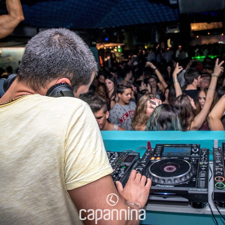 DJ Simon - performance photo 10