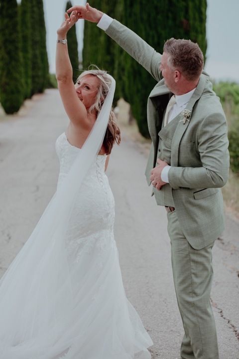The Tuscany Wedding Photographer - performance photo 22
