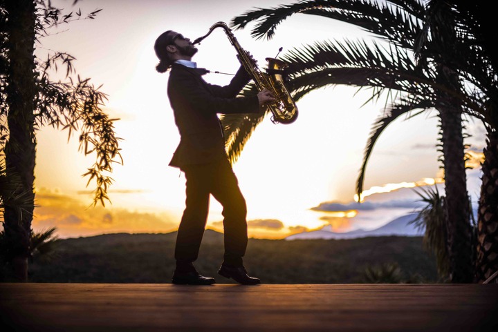 Italian Sax & DJ - performance photo 36