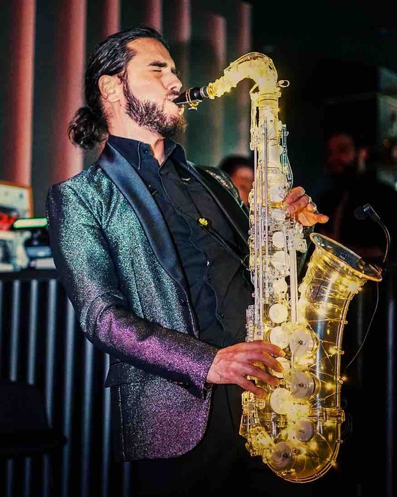 Italian Sax & DJ - performance photo 37