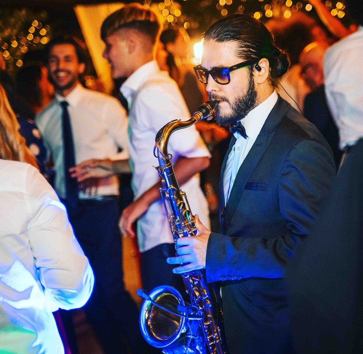 Italian Sax & DJ - performance photo 41