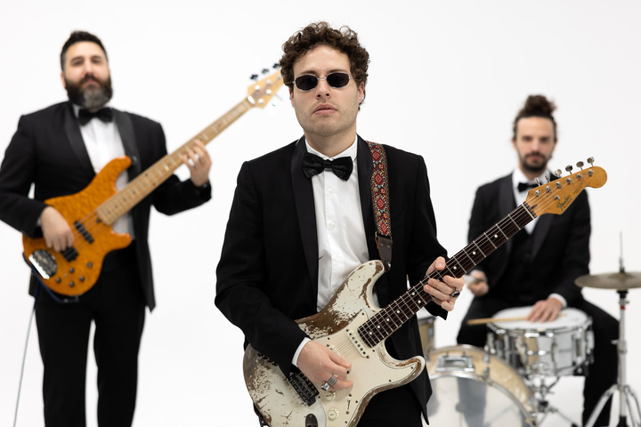 The Kickers - performance photo 2
