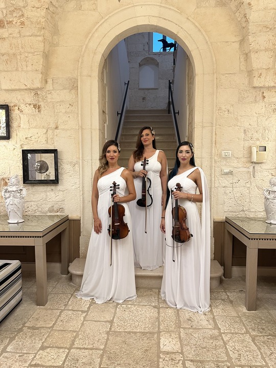 Sparkle Strings - performance photo 7