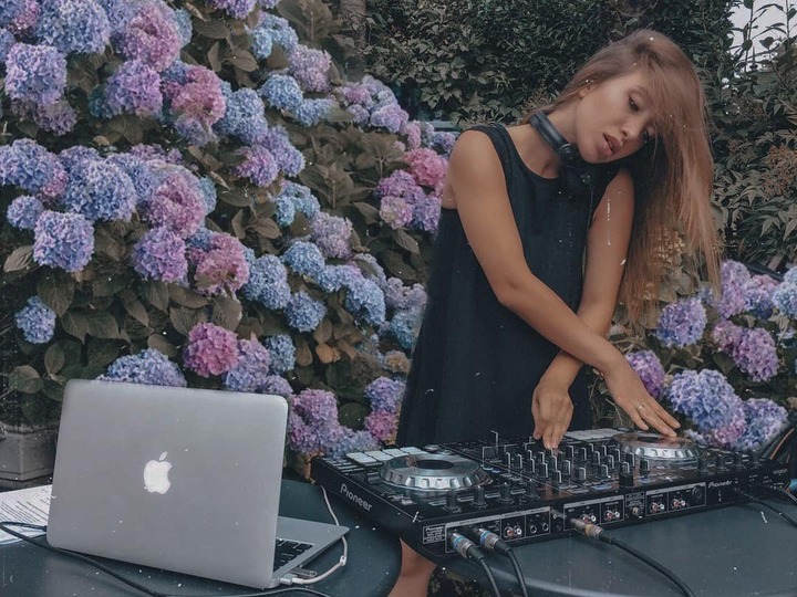 The Milan DJ - performance photo 7