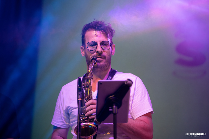 Roma Sax & DJ - performance photo 9