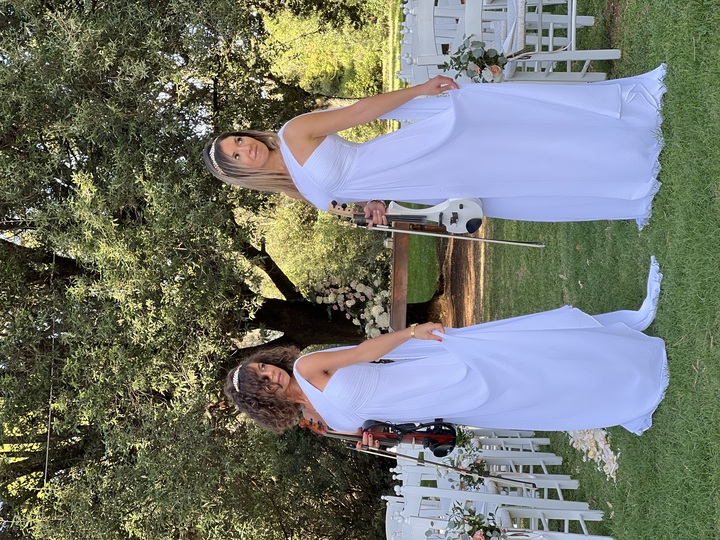 The Two Violins - performance photo 3