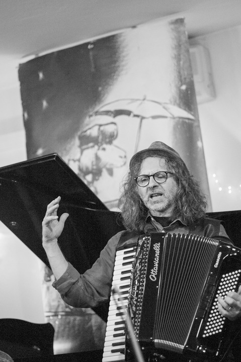 Gypsy Jazz Orchestra - performance photo 7