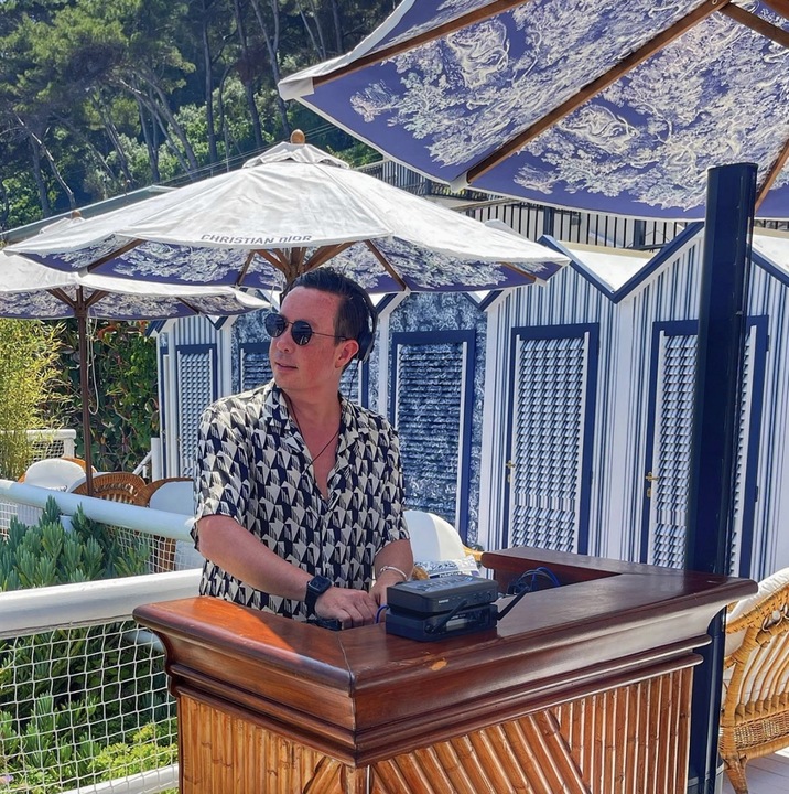 DJ Capri Grooves - performance photo 9