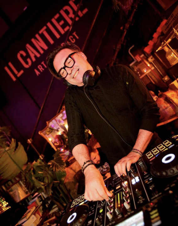 The Venice DJ - performance photo 8