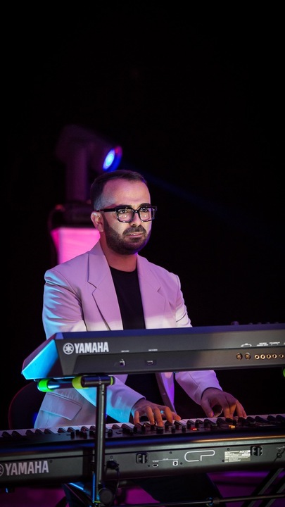 One More Time - performance photo 7