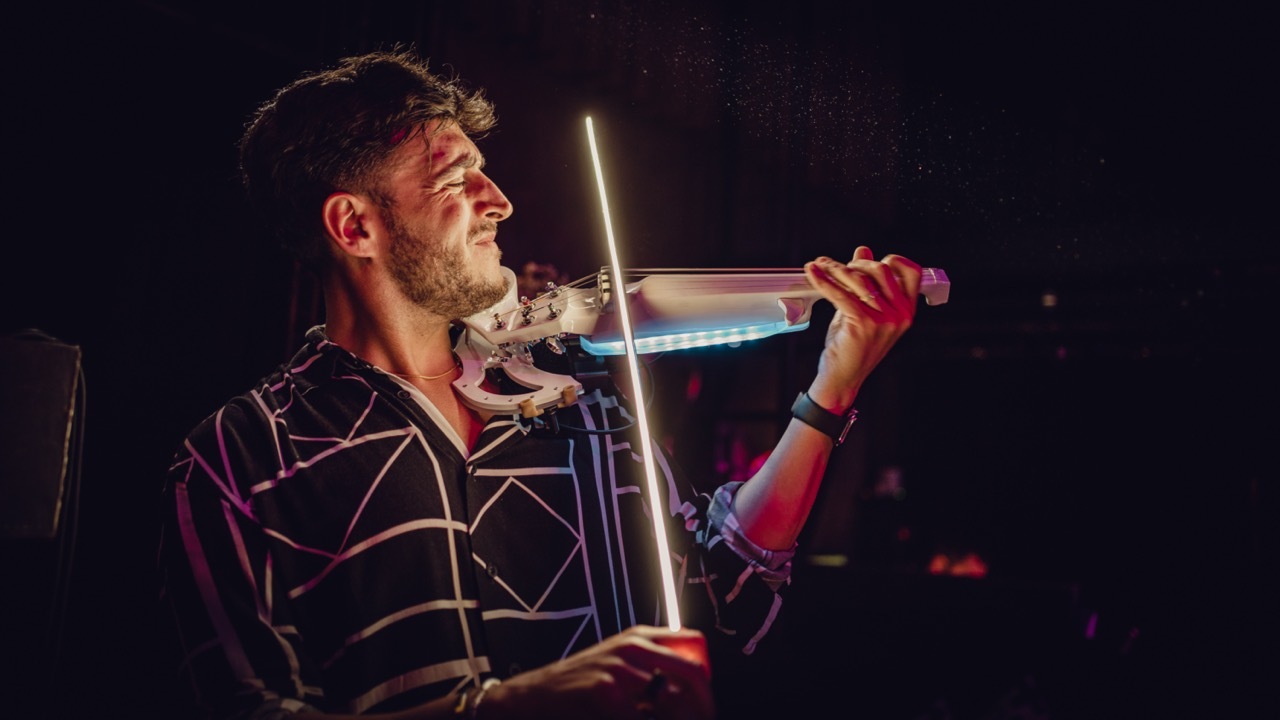 The LED Violinist