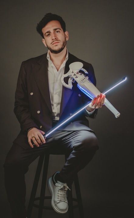 The LED Violinist - performance photo 1