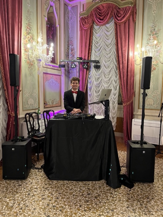 Serenissima DJ - performance photo 14