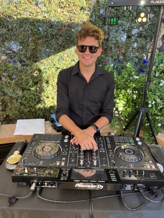 Serenissima DJ - performance photo 8