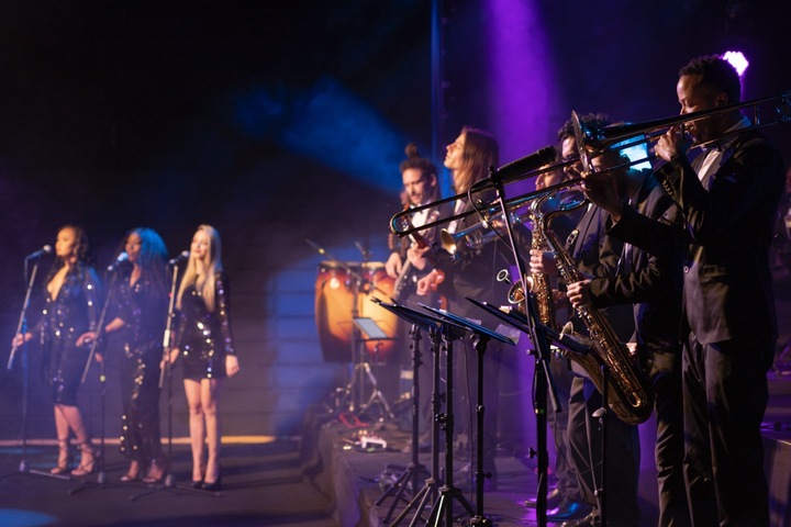 The Headliners - performance photo 16