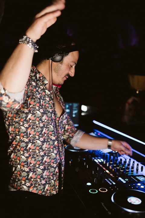 Amalfi Coast DJ - performance photo 11