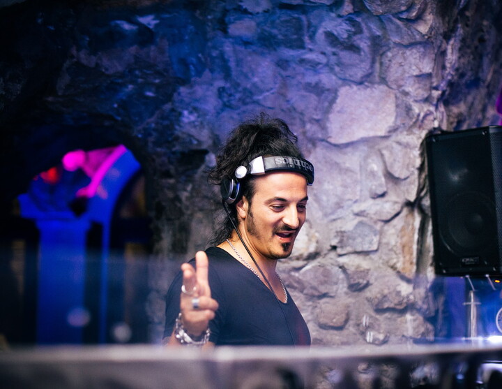 Amalfi Coast DJ - performance photo 7