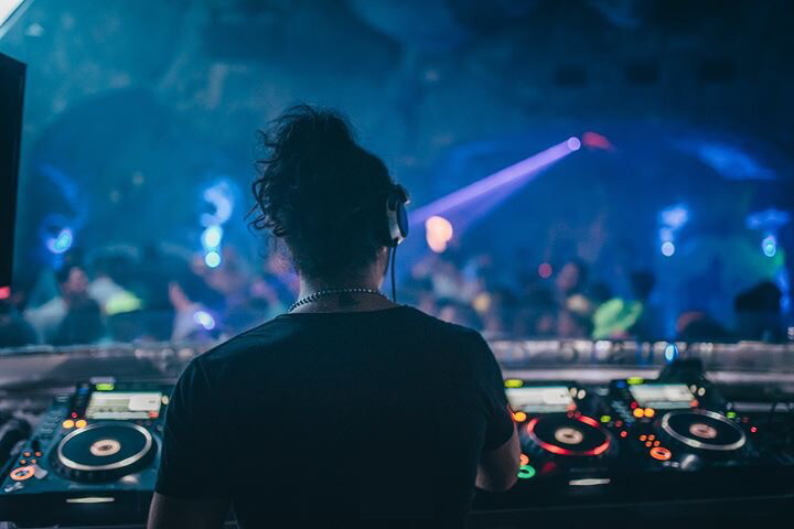 Amalfi Coast DJ - performance photo 6