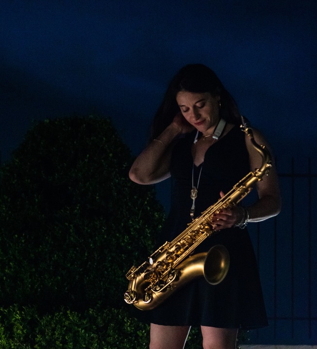 Cesca on Sax - performance photo 8