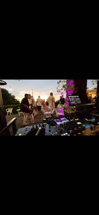 DJ Charlie - performance photo 4