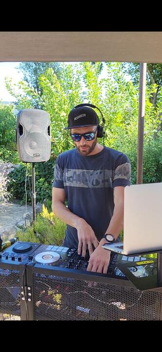 DJ Charlie - performance photo 3