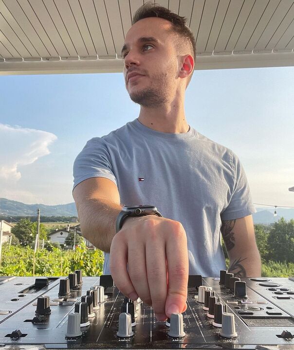 DJ Jack - performance photo 4