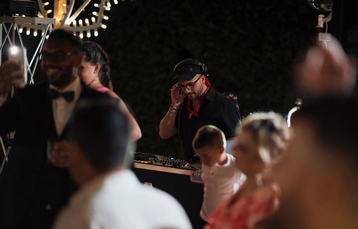 Neon Beats - performance photo 7