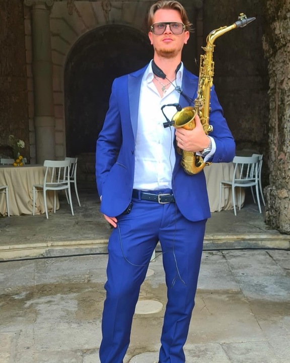 Sax Vibes - performance photo 6