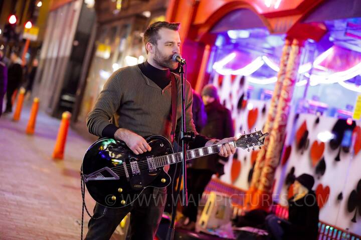 John On Vocals - performance photo 4