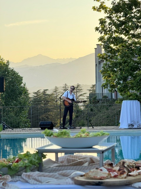 John On Vocals - performance photo 6