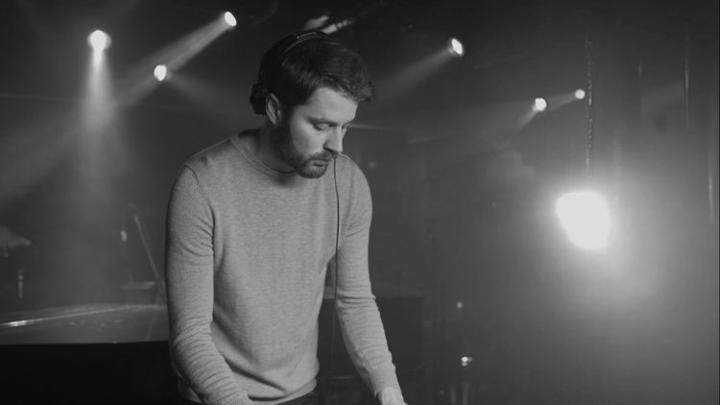 DJ George Jonathan - performance photo 4