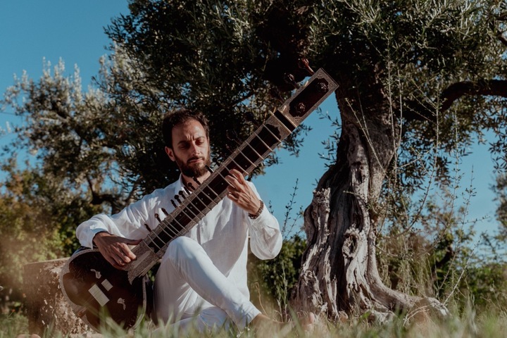 Sitar Fusion - performance photo 2