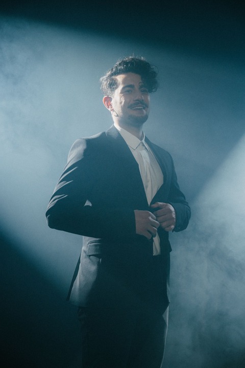 The Showmen - performance photo 10