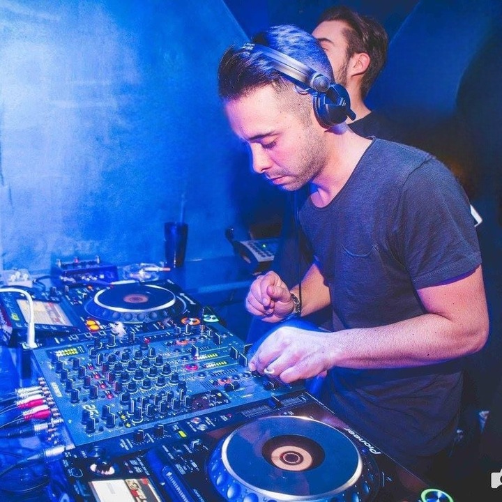 DJ Ale - performance photo 3