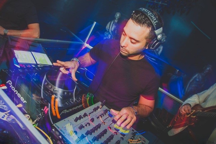 DJ Ale - performance photo 4