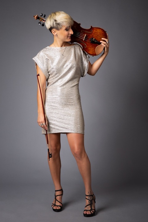 Vocal Bow - performance photo 10