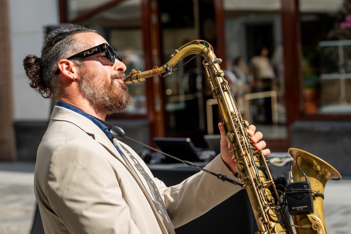 Tizi DJ Sax - performance photo 4