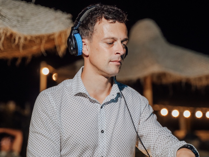DJ Val