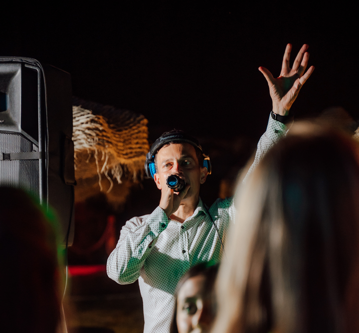 DJ Val - performance photo 15