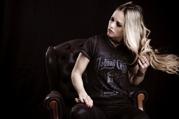 DJ Vanessa