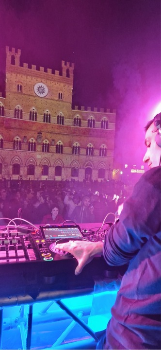 DJ Sereno - performance photo 7