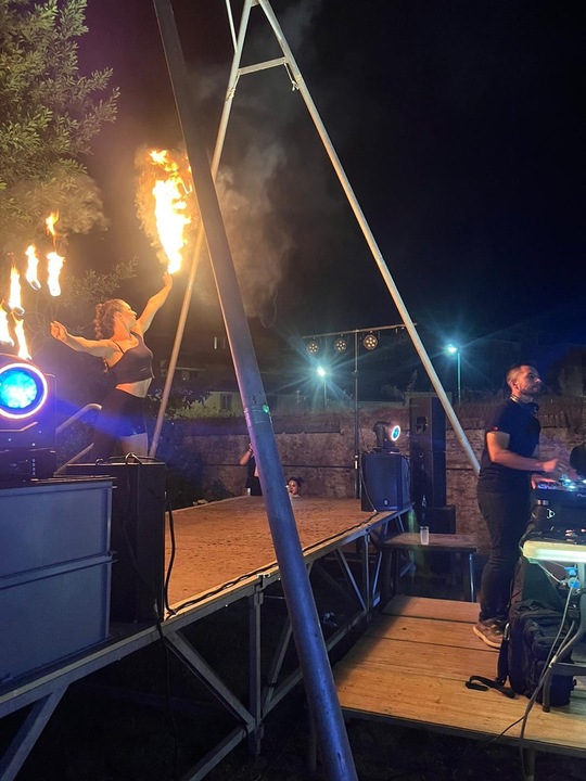 DJ Sereno - performance photo 9