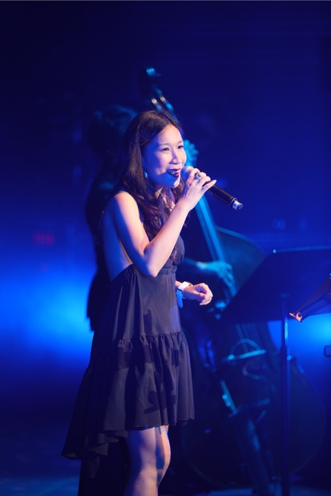Golden Hour - performance photo 6
