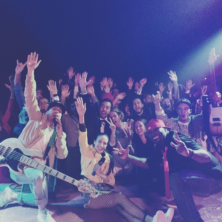 Groove Shakers - performance photo 4