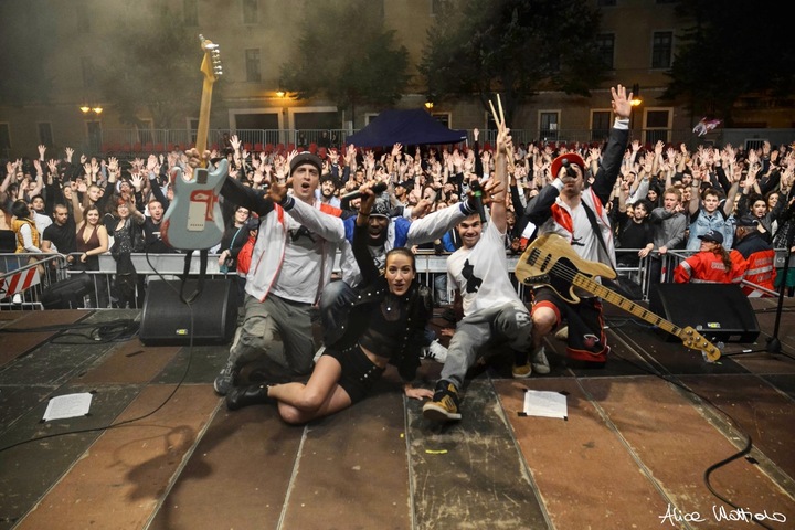 Groove Shakers - performance photo 14